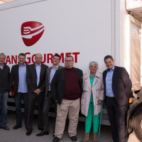 Vertreter von Freisings SPD-Fraktion und Stadtverband mit Vertretern von Transgourmet in Schweitenkirchen